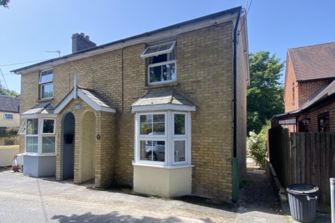 View Full Details for Hillside Cottages Barnes Lane, Milford on Sea, Lymington, Hampshire, SO41