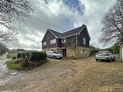 View Full Details for Tiptoe, Lymington, Hampshire