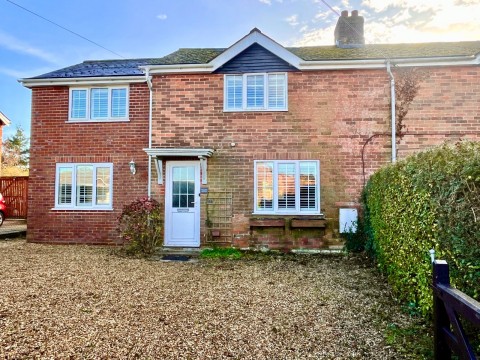 View Full Details for Pilley, Lymington, Hampshire