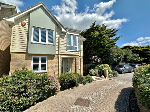 View Full Details for Milford on Sea, Lymington, Hampshire