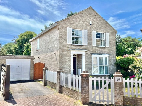 View Full Details for Milford on Sea, Lymington, Hampshire