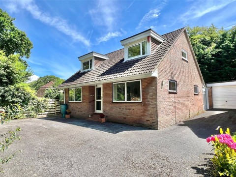 View Full Details for Milford on Sea, Lymington, Hampshire