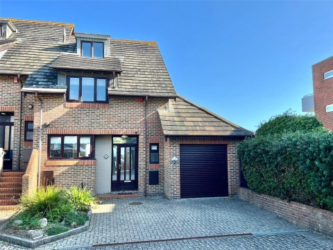 View Full Details for Milford on Sea, Lymington, Hampshire